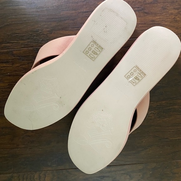 Free people size 10/40 pink platform flip flops. - Picture 2 of 2